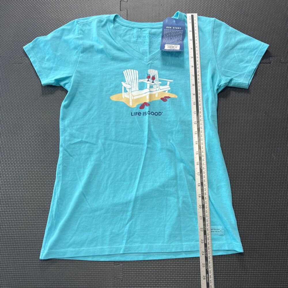 Life Is Good Womens Crusher Vee Adirondack Duet Graphic T-Shirt XS Blue - Picture 3 of 5